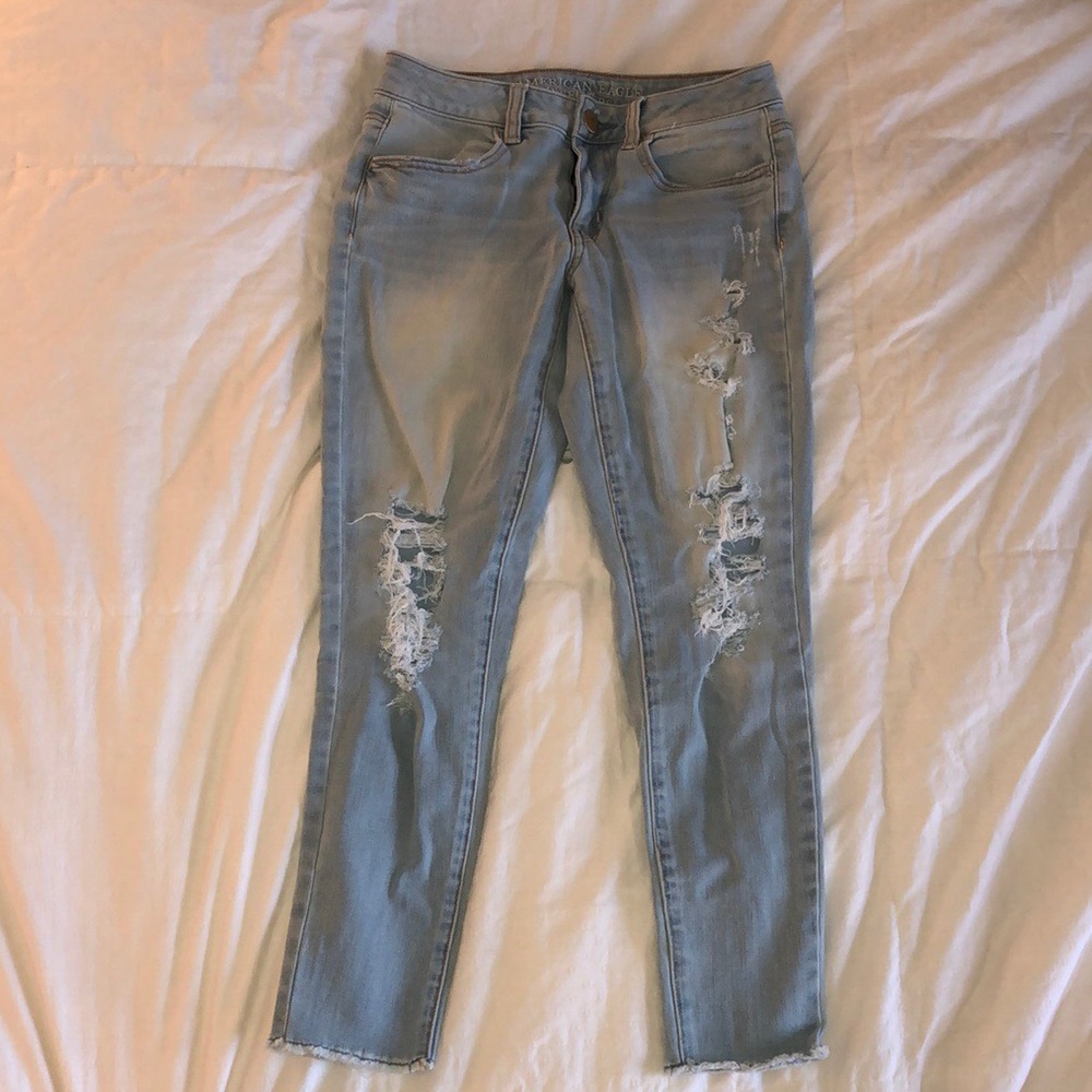 American Eagle cropped jeans
